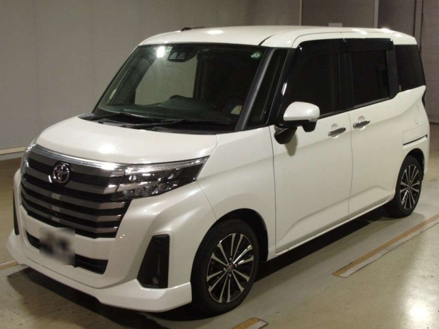 TOYOTA ROOMY 2022