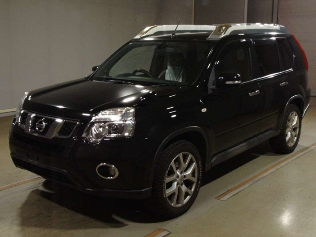 NISSAN X-TRAIL 2013
