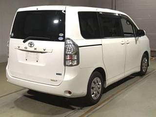 TOYOTA VOXY 2012