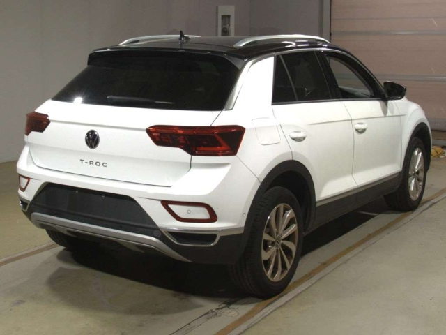 VOLKSWAGEN T-ROC 2023