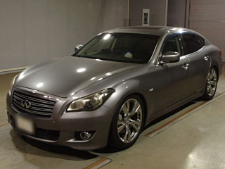 NISSAN FUGA 2010
