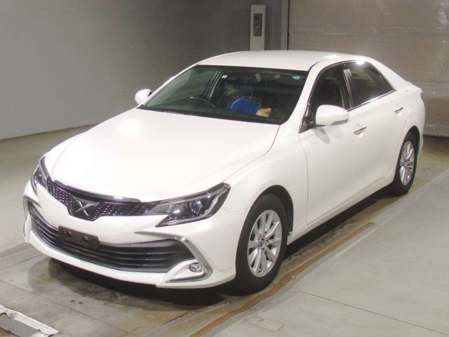 TOYOTA MARK X 2018