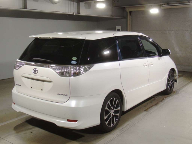 TOYOTA ESTIMA 2013