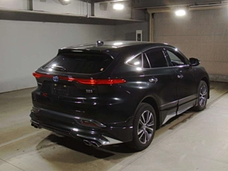 TOYOTA HARRIER 2022
