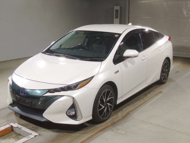 TOYOTA PRIUS PHV 2018