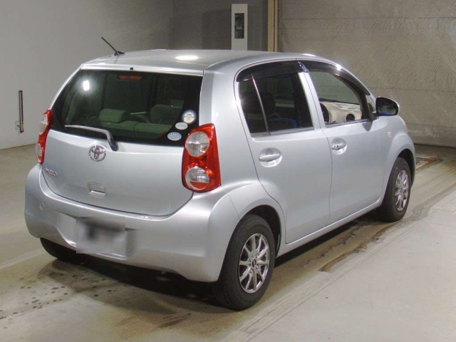 TOYOTA PASSO 2010