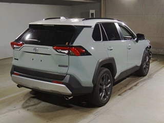 TOYOTA RAV4 2024