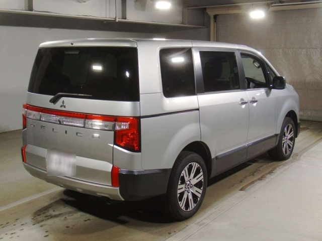 MITSUBISHI DELICA D5 2024