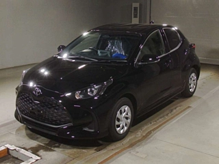 TOYOTA YARIS 2025