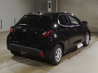 TOYOTA YARIS 2025