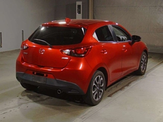 MAZDA DEMIO 2016