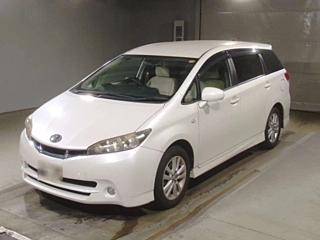 TOYOTA WISH 2009