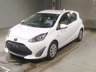 TOYOTA AQUA 2018