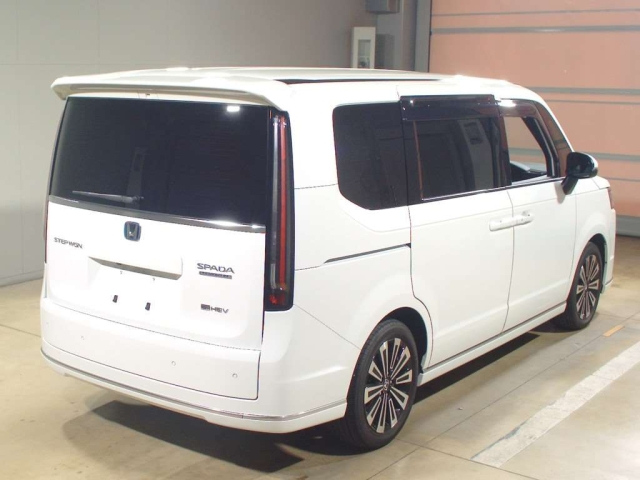 HONDA STEP WAGON 2024