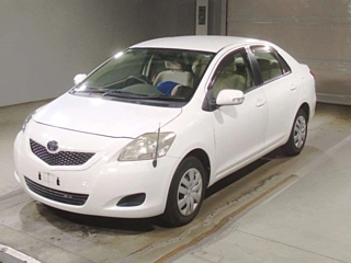 TOYOTA BELTA 2010