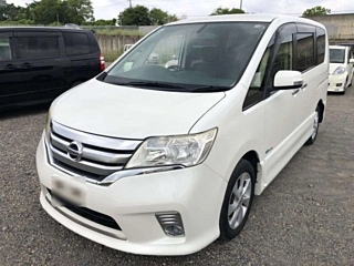NISSAN SERENA 2012