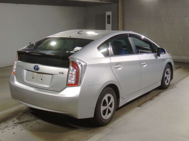 TOYOTA PRIUS 2012