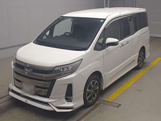 TOYOTA NOAH 2019