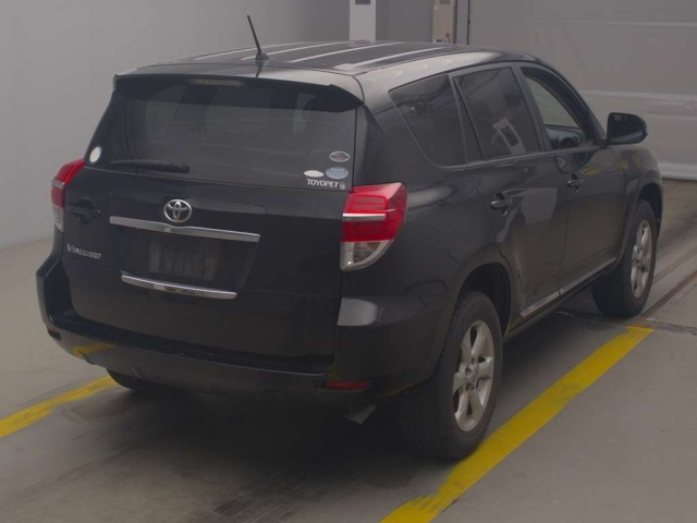 TOYOTA VANGUARD 2010