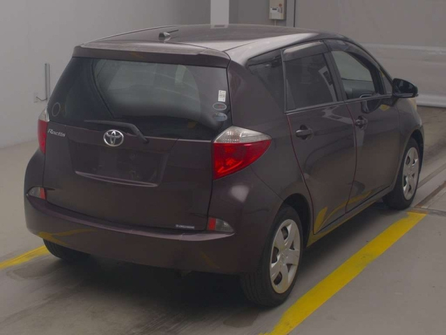 TOYOTA RACTIS 2012