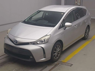 TOYOTA PRIUS ALPHA 2015