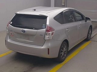 TOYOTA PRIUS ALPHA 2015