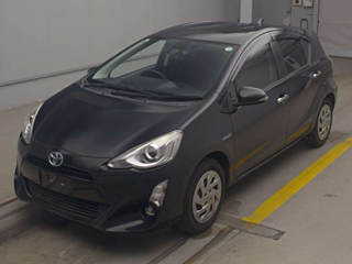 TOYOTA AQUA 2016