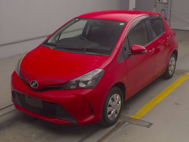 TOYOTA VITZ 2014
