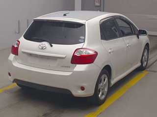 TOYOTA AURIS 2012