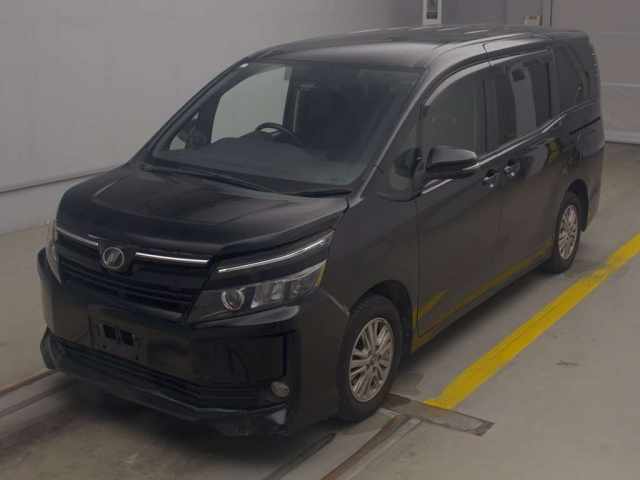 TOYOTA VOXY 2016