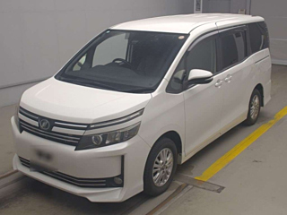 TOYOTA VOXY 2016