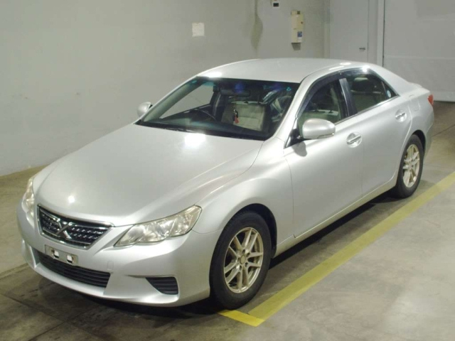 TOYOTA MARK X 2010