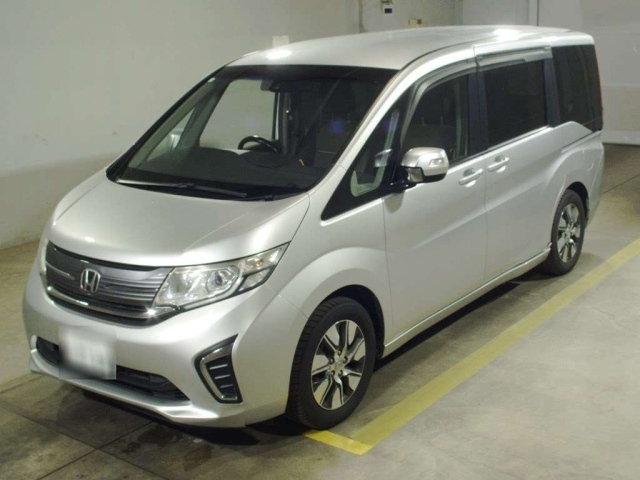 HONDA STEP WAGON 2015