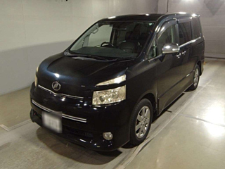 TOYOTA VOXY 2008