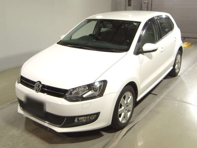 VOLKSWAGEN POLO 2014