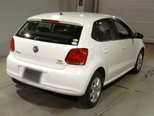 VOLKSWAGEN POLO 2014