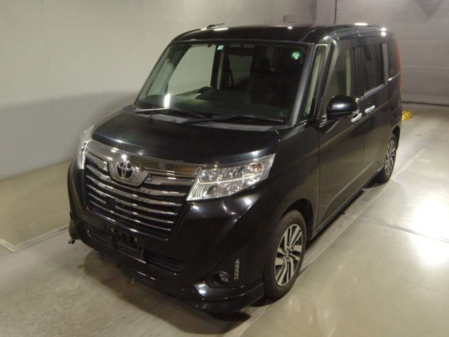 TOYOTA ROOMY 2018