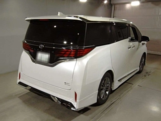 TOYOTA ALPHARD 2024
