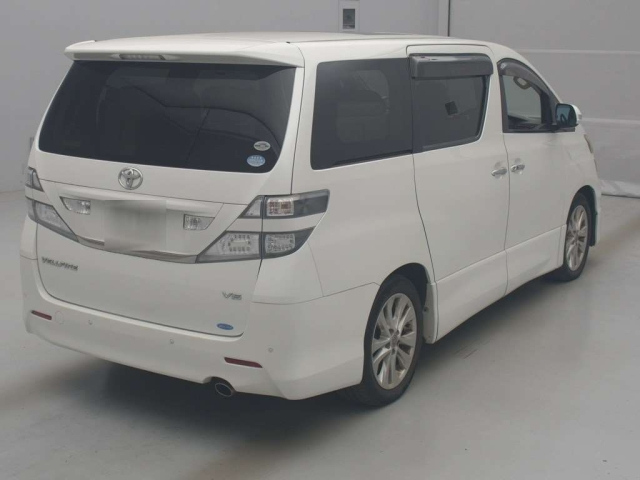 TOYOTA VELLFIRE 2010