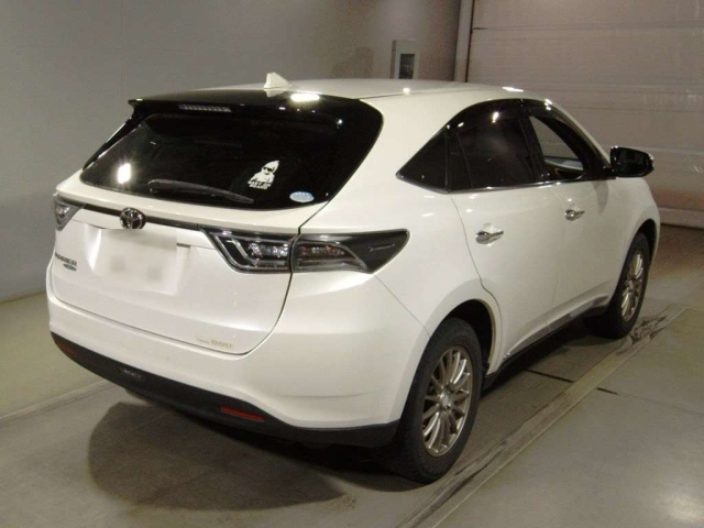 TOYOTA HARRIER 2014