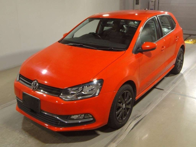 VOLKSWAGEN POLO 2016