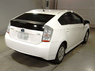 TOYOTA PRIUS 2011