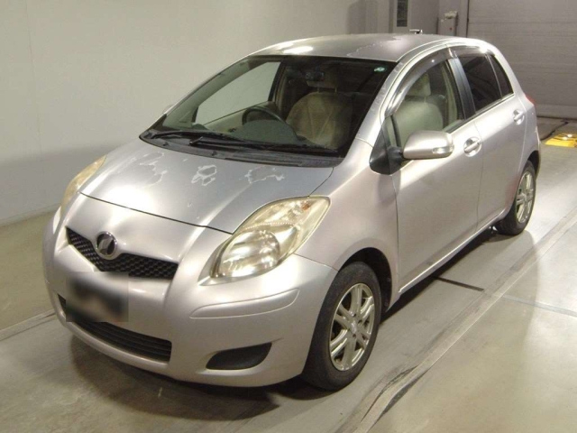 TOYOTA VITZ 2009