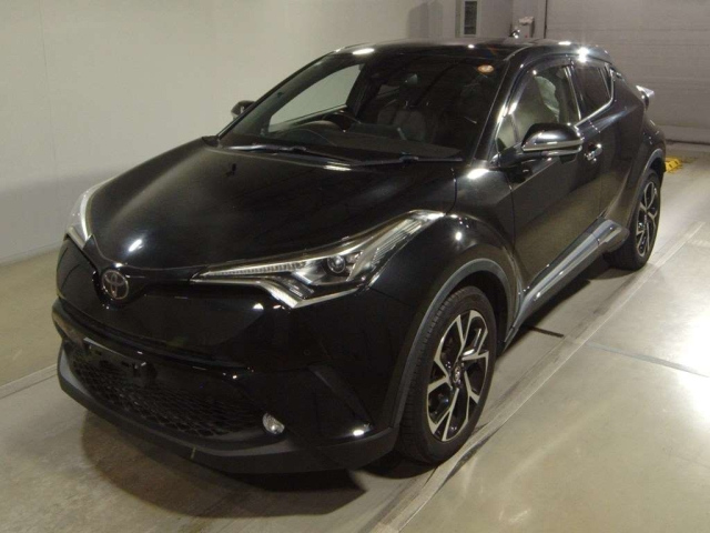 TOYOTA C-HR 2017