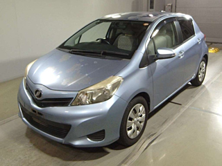TOYOTA VITZ 2012