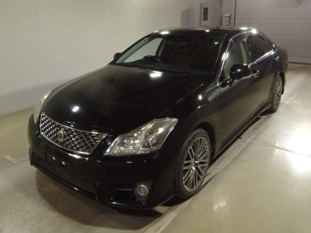 TOYOTA CROWN 2012