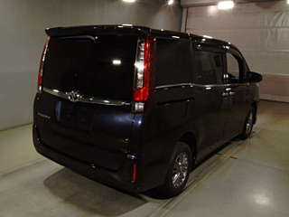 TOYOTA ESQUIRE 2016