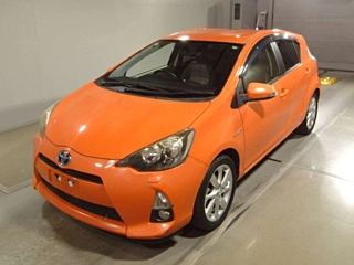 TOYOTA AQUA 2012