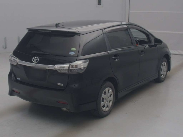 TOYOTA WISH 2012