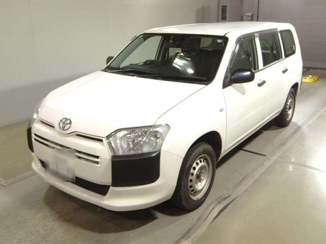 TOYOTA PROBOX 2018